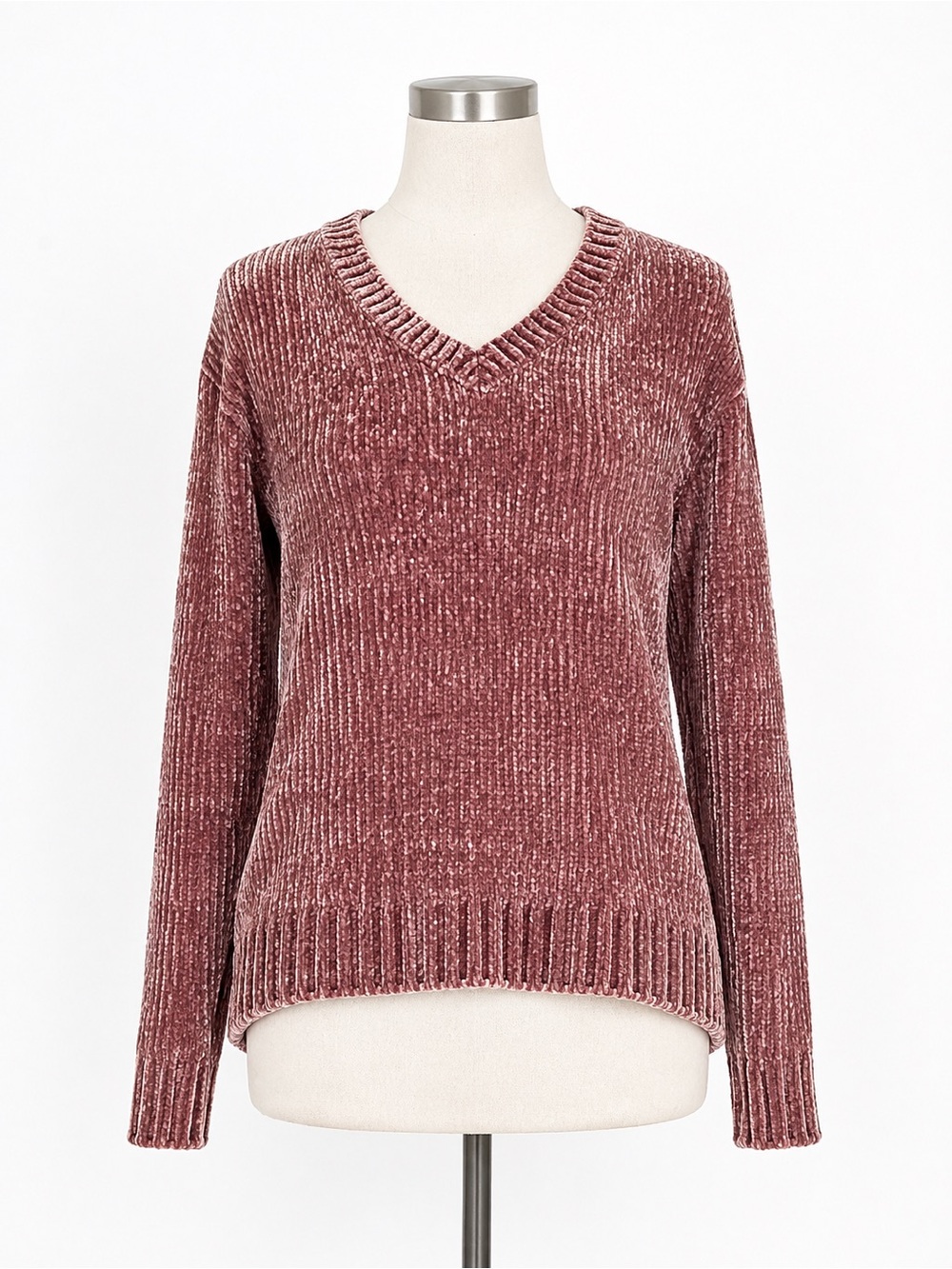 Orvis Women's Chenille V-Neck Sweater in Rose